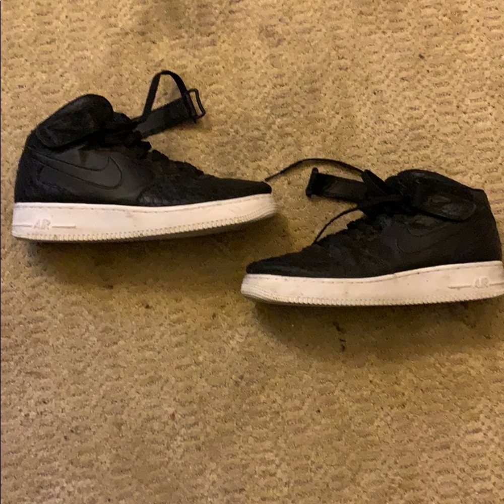 Black & White Air Forces